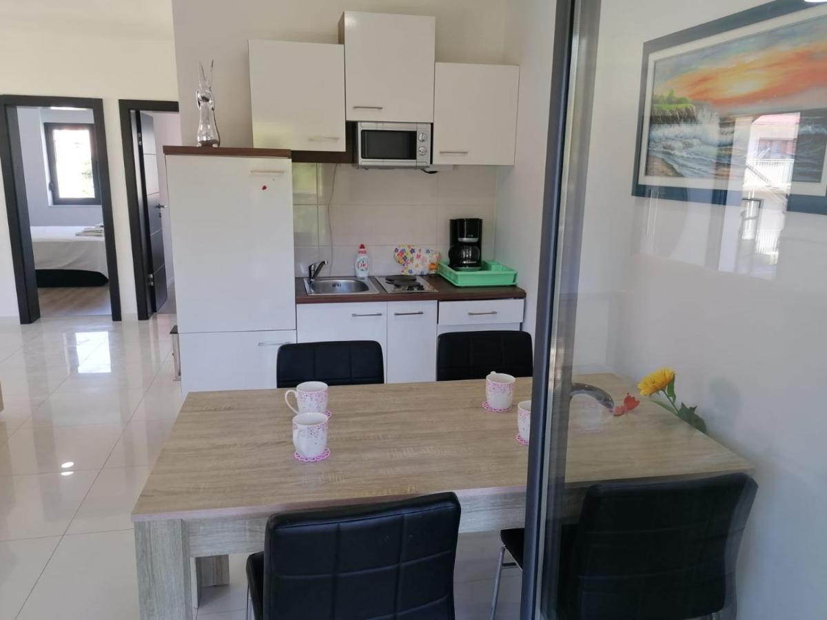 Apartmani U Kastelima Kaštela 外观 照片