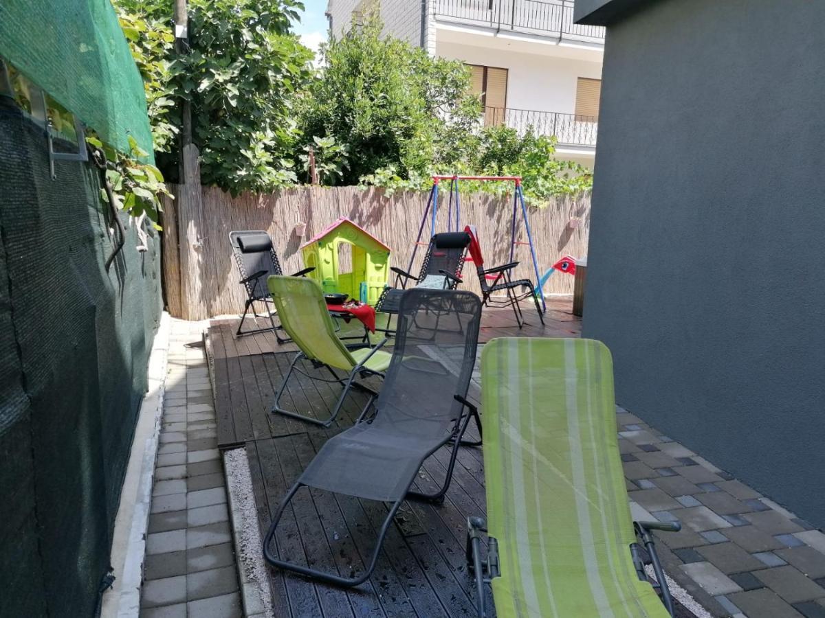 Apartmani U Kastelima Kaštela 外观 照片