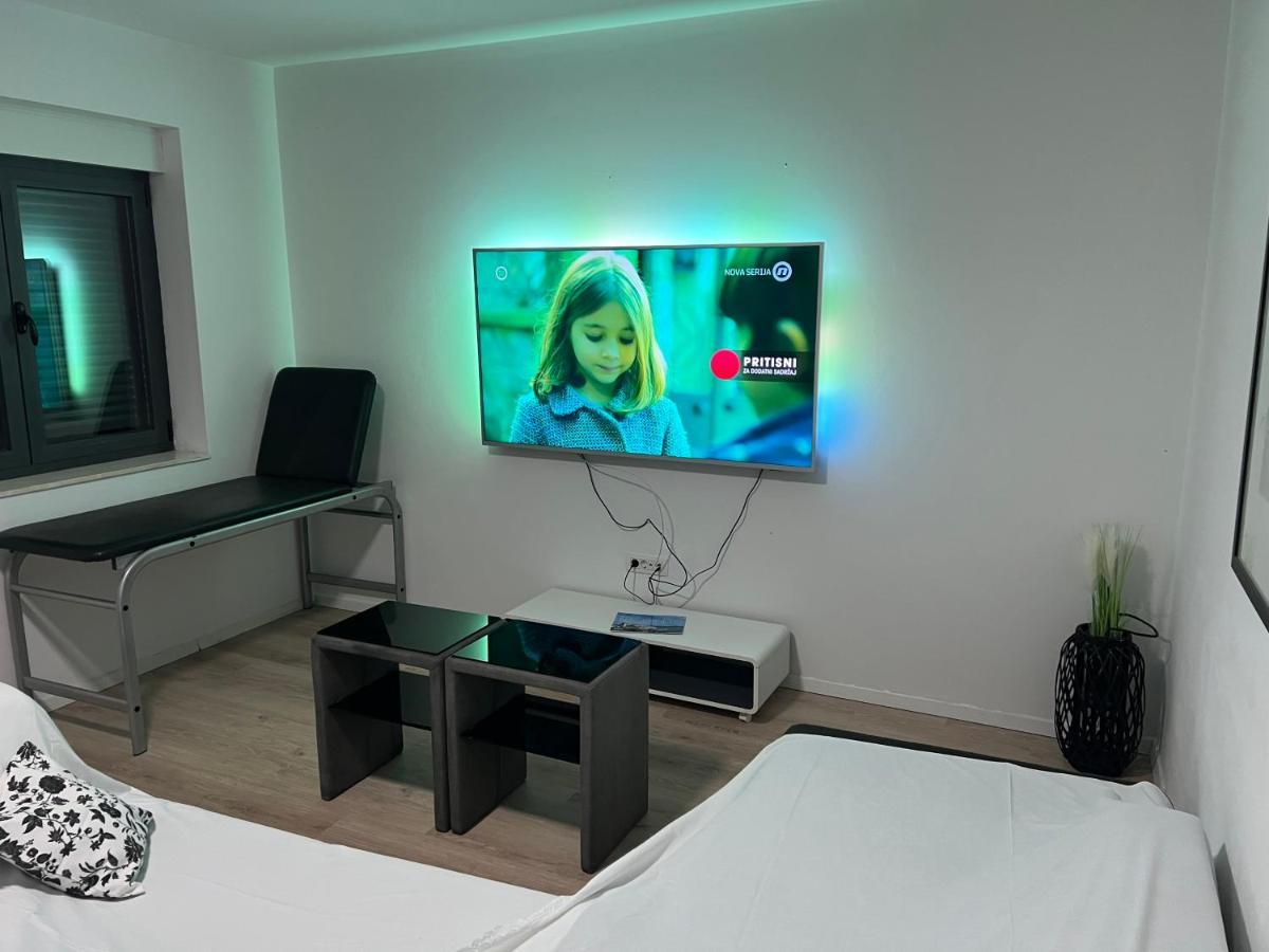 Apartmani U Kastelima Kaštela 外观 照片